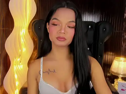Snapshot of Naya_Hilton chatting on July 9, 2026, 9:03 pm Naya Hilton online show from July 9, 2026, 9:03 pm