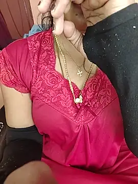 Snapshot of Tamil__Thara003 chatting on July 16, 2026, 11:29 am Tamil Thara003 online show from July 16, 2026, 11:29 am