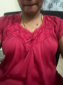 Snapshot of Tamil__Thara003 chatting on July 10, 2026, 6:52 pm Tamil Thara003 online show from July 10, 2026, 6:52 pm