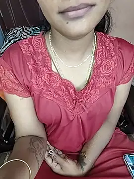 Snapshot of Tamil__Thara003 chatting on July 17, 2026, 4:10 am Tamil Thara003 online show from July 17, 2026, 4:10 am