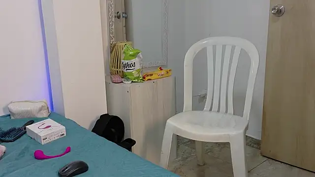 Snapshot of Katia_Rose23 chatting on July 15, 2026, 7:10 pm Katia Rose23 online show from July 15, 2026, 7:10 pm