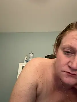 Snapshot of Kellilyn10 chatting on July 22, 2026, 4:36 am Kellilyn10 online show from July 22, 2026, 4:36 am