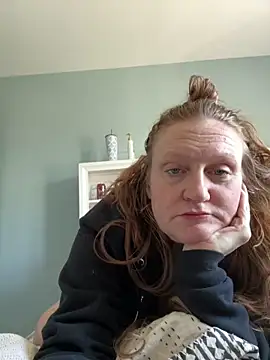 Kellilyn10 online show from June 2, 2026, 4:07 pm