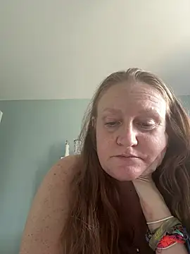 Snapshot of Kellilyn10 chatting on August 9, 2026, 2:12 pm Kellilyn10 online show from August 9, 2026, 2:12 pm