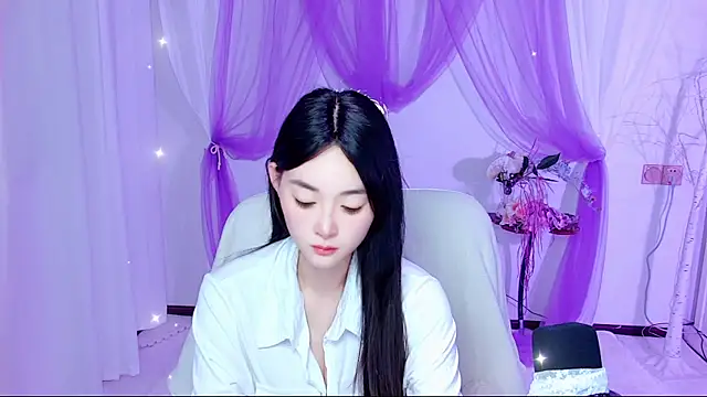 Snapshot of Tili_Lucky chatting on July 7, 2026, 12:57 am Tili Lucky online show from July 7, 2026, 12:57 am