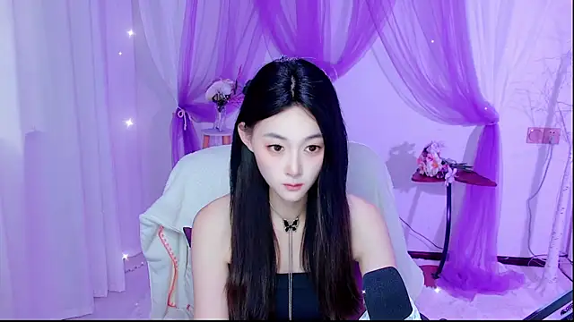 Snapshot of Tili_Lucky chatting on July 16, 2026, 1:02 am Tili Lucky online show from July 16, 2026, 1:02 am