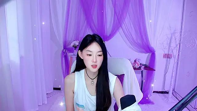 Snapshot of Tili_Lucky chatting on August 6, 2026, 1:00 am Tili Lucky online show from August 6, 2026, 1:00 am