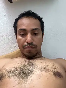 elver1555 online show from May 7, 2026, 3:59 pm