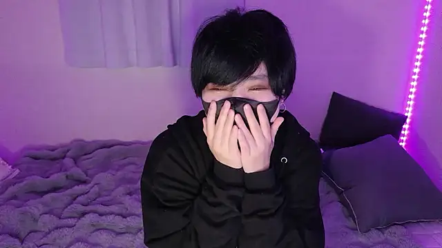 boyishmikuri online show from July 2, 2026, 2:01 pm