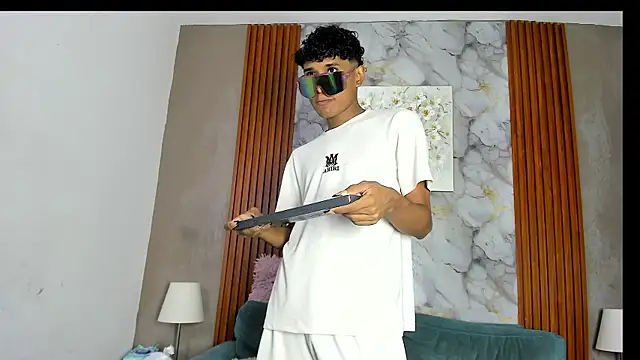 BOUL GUYS online show from July 5, 2026, 4:19 am