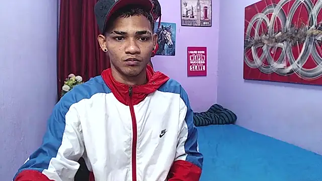 Snapshot of black_twinks chatting on June 27, 2026, 2:39 am black twinks online show from June 27, 2026, 2:39 am
