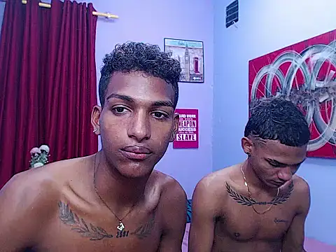 Snapshot of black_twinks chatting on May 12, 2026, 4:31 am black twinks online show from May 12, 2026, 4:31 am