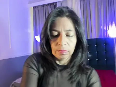 Snapshot of lena_gray chatting on May 25, 2026, 1:21 pm lena gray online show from May 25, 2026, 1:21 pm