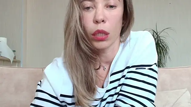 Gargona1 online show from May 8, 2026, 11:58 am