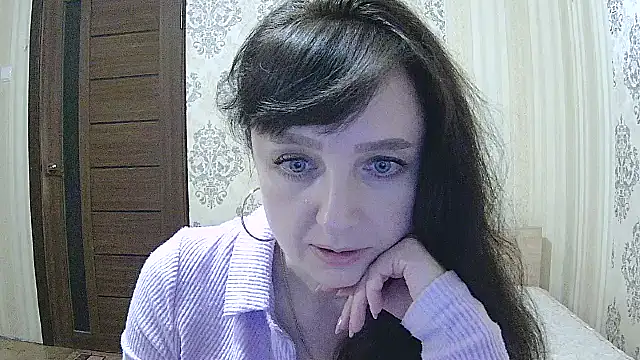 Snapshot of NicoleXRose chatting on May 11, 2026, 11:13 pm NicoleXRose online show from May 11, 2026, 11:13 pm