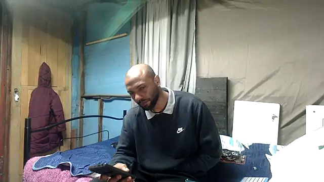 Snapshot of Camodick chatting on June 22, 2026, 3:20 pm Camodick online show from June 22, 2026, 3:20 pm