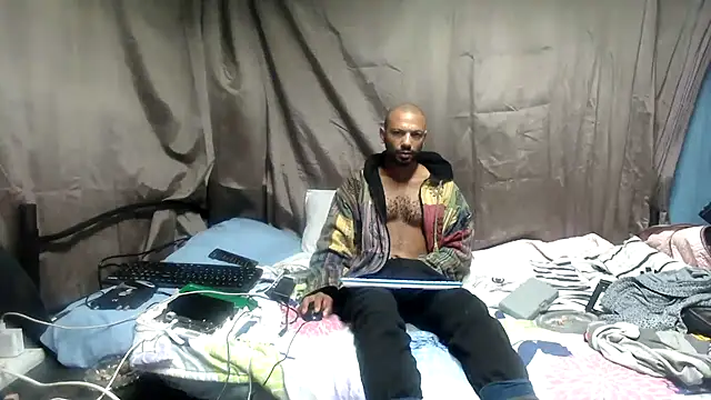Camodick online show from April 22, 2026, 5:09 pm