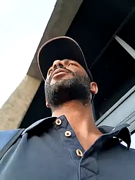 Camodick online show from November 12, 2025, 5:06 pm