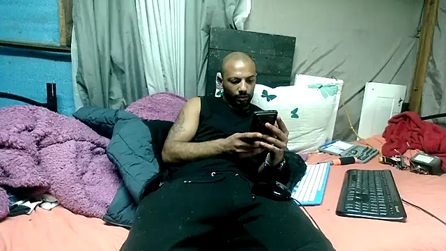 Snapshot of Camodick chatting on June 25, 2026, 5:40 pm Camodick online show from June 25, 2026, 5:40 pm