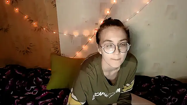 Snapshot of Alessa_Kiss chatting on May 29, 2026, 3:40 pm Alessa Kiss online show from May 29, 2026, 3:40 pm