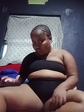 ChubbyMidgetxxx19 online show from May 23, 2026, 3:22 pm