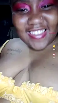 Snapshot of ChubbyMidgetxxx19 chatting on July 23, 2026, 9:55 pm ChubbyMidgetxxx19 online show from July 23, 2026, 9:55 pm