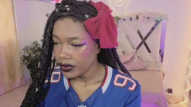 CRISTALBROKE TAY online show from July 3, 2026, 9:21 pm