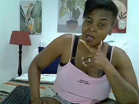 Snapshot of BlackBeautyJuXx chatting on June 16, 2026, 9:09 am BlackBeautyJuXx online show from June 16, 2026, 9:09 am