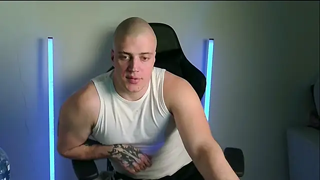 Snapshot of Bigbaald chatting on June 17, 2026, 3:44 pm Bigbaald online show from June 17, 2026, 3:44 pm