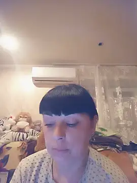 Snapshot of Alisa_lo chatting on May 10, 2026, 6:43 pm Alisa lo online show from May 10, 2026, 6:43 pm