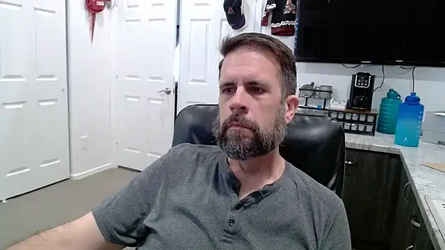 Lookyherre online show from May 8, 2026, 4:22 pm