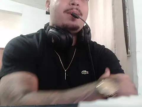 Snapshot of Psycko chatting on May 12, 2026, 6:36 pm Psycko online show from May 12, 2026, 6:36 pm