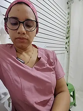Snapshot of alanahot94 chatting on July 10, 2026, 4:07 pm alanahot94 online show from July 10, 2026, 4:07 pm