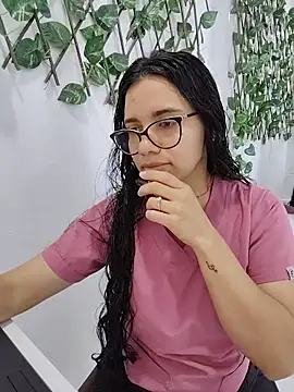 Snapshot of alanahot94 chatting on June 30, 2026, 4:29 pm alanahot94 online show from June 30, 2026, 4:29 pm
