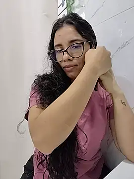 Snapshot of alanahot94 chatting on July 20, 2026, 4:09 pm alanahot94 online show from July 20, 2026, 4:09 pm