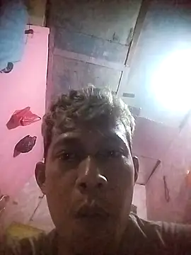 Diazz6969 online show from May 7, 2026, 10:57 pm