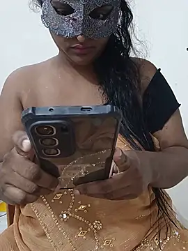 Snapshot of Ponaam-Babe chatting on July 2, 2026, 1:28 pm Ponaam-Babe online show from July 2, 2026, 1:28 pm