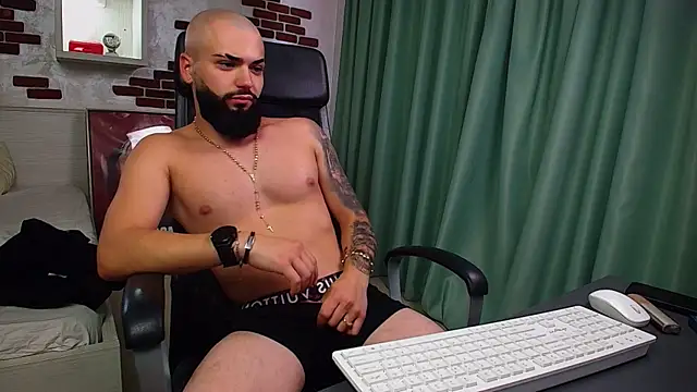 OscarWillss online show from May 16, 2026, 10:36 am