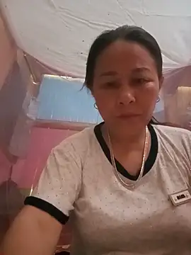 Snapshot of girl_cute69 chatting on June 4, 2026, 3:44 am girl cute69 online show from June 4, 2026, 3:44 am