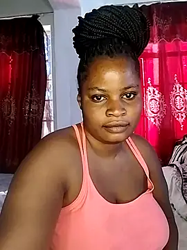 Snapshot of JuicyHoney_01 chatting on August 4, 2026, 5:45 am JuicyHoney 01 online show from August 4, 2026, 5:45 am