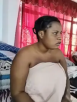 Snapshot of JuicyHoney_01 chatting on July 24, 2026, 6:09 am JuicyHoney 01 online show from July 24, 2026, 6:09 am
