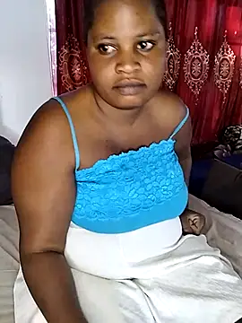 Snapshot of JuicyHoney_01 chatting on July 19, 2026, 5:38 am JuicyHoney 01 online show from July 19, 2026, 5:38 am