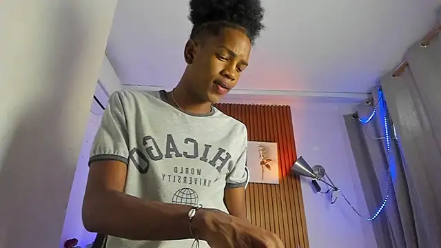 Afrowayuu online show from June 16, 2026, 5:46 pm