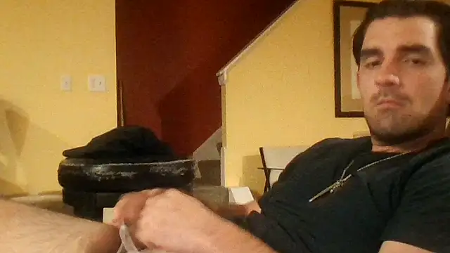 Snapshot of illmakeyoucumsofast chatting on August 4, 2026, 4:39 am illmakeyoucumsofast online show from August 4, 2026, 4:39 am