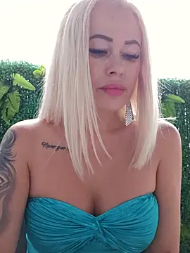 Snapshot of MILFBARBY chatting on July 10, 2026, 6:02 am MILFBARBY online show from July 10, 2026, 6:02 am
