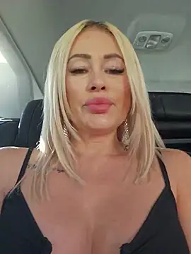 Snapshot of MILFBARBY chatting on June 29, 2026, 7:15 am MILFBARBY online show from June 29, 2026, 7:15 am