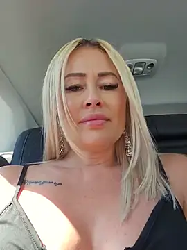 Snapshot of MILFBARBY chatting on June 29, 2026, 10:15 am MILFBARBY online show from June 29, 2026, 10:15 am