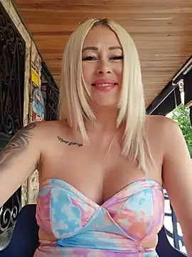 Snapshot of MILFBARBY chatting on June 25, 2026, 7:13 am MILFBARBY online show from June 25, 2026, 7:13 am
