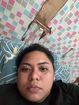 Snapshot of Mahra_Thea chatting on July 27, 2026, 1:45 am Mahra Thea online show from July 27, 2026, 1:45 am