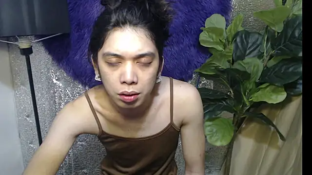 RoseAmarie online show from June 11, 2026, 4:53 am